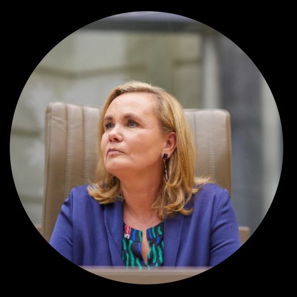 Liesbeth Homans